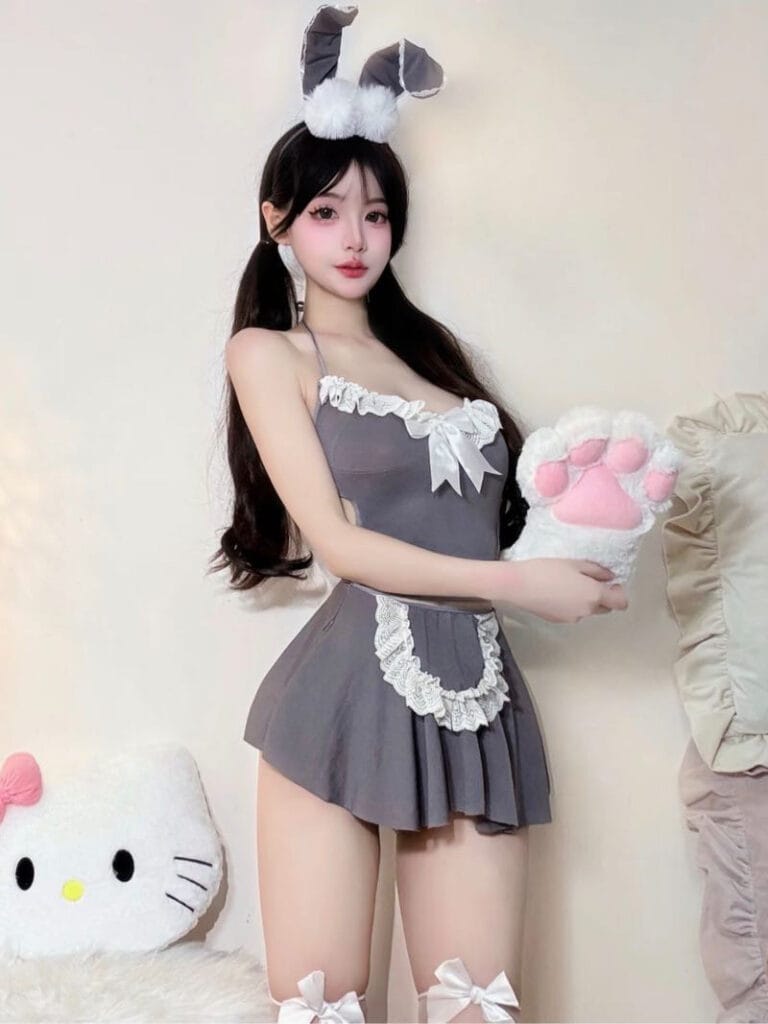 上海外围 浦东168/06/C极品筷子腿小纯萝莉 大胸幼女三点粉 个人写真