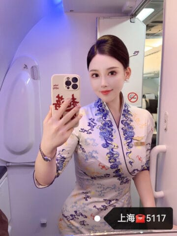 上海外围 170大长腿海航最美空姐 天然E全身雪白完美身材比例