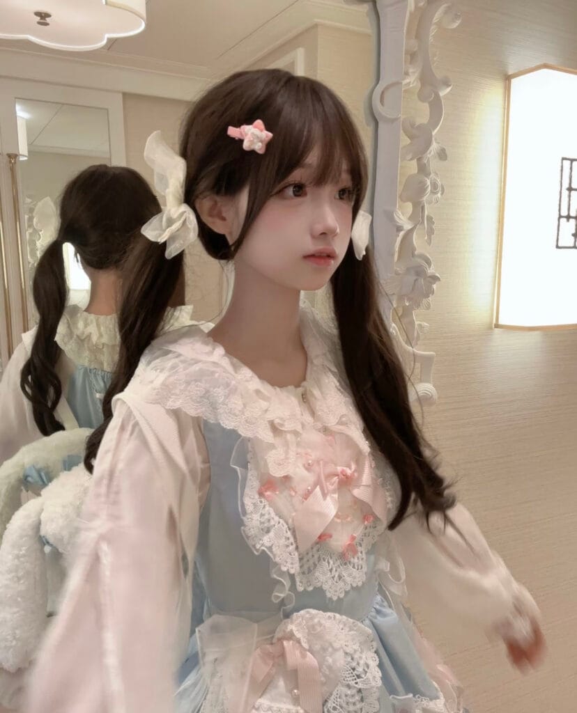 杭州外围 滨江08年甜美小萝莉 165/B皮肤白质 三点粉嫩 全身照