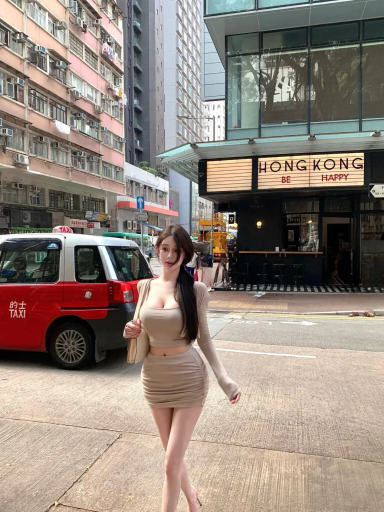 杭州外围 上城首开04纯欲风小网红天然E 高颜值童颜巨乳 床上尤物 氛围写真