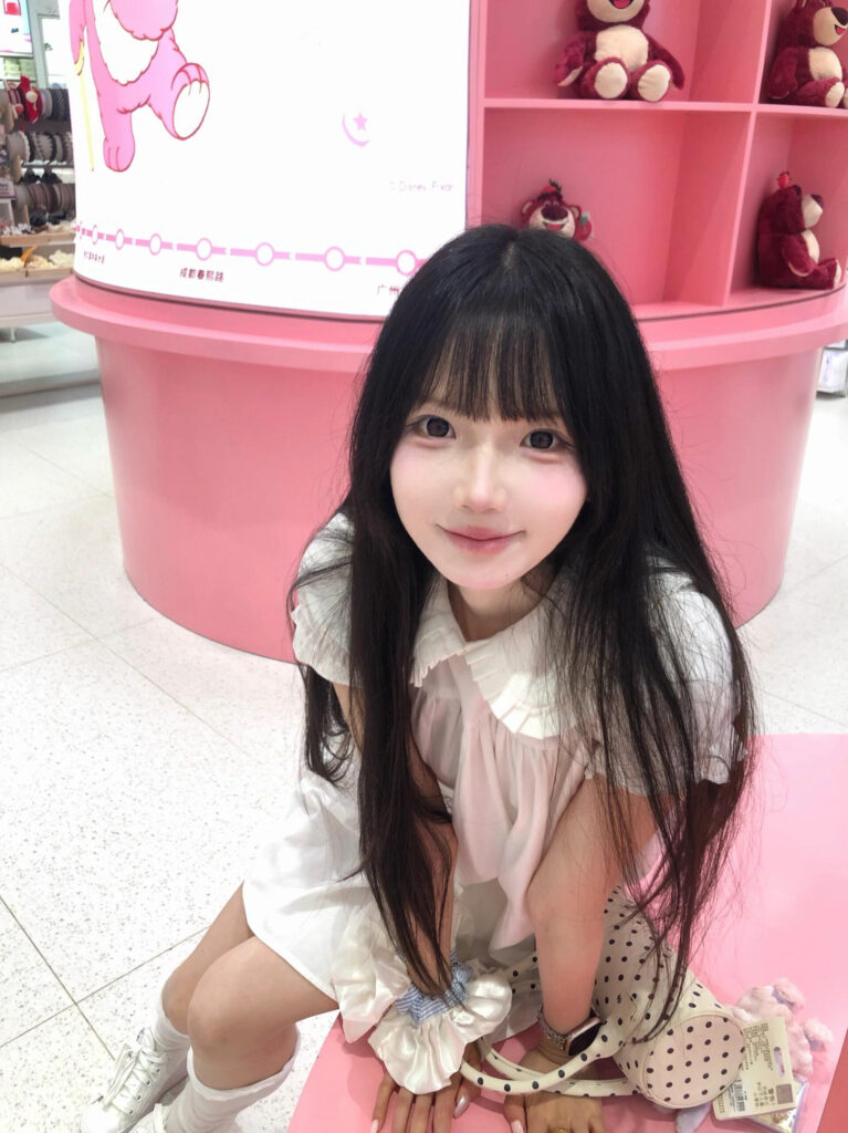 广州外围 新人芭蕾妹妹165D舞蹈生 真实05年小白纯首开 艺术照